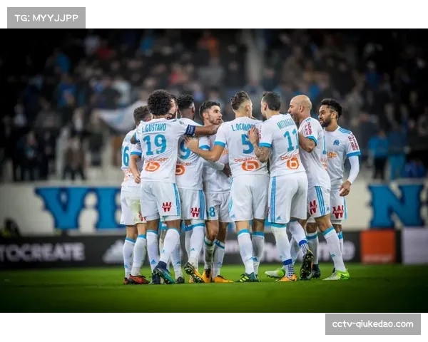 马赛2-2战平雷恩，双方共计四次进球均源于边后卫与中场在肋部的二过一配合